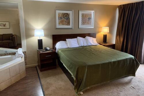 Book Allen Park Motor Lodge In Allen Park Hotels Com Allen Park Motor Lodge