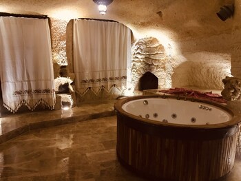 Picture of Urgup Evi Cave Hotel in Ürgüp