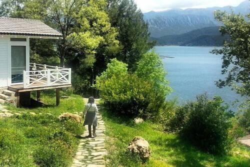 sakli gol evleri bucak hotels com sakli gol evleri bucak hotels com