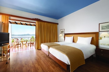 Φωτογραφία του Ramada Loutraki Poseidon Resort, Λουτράκι-Άγιοι Θεόδωροι