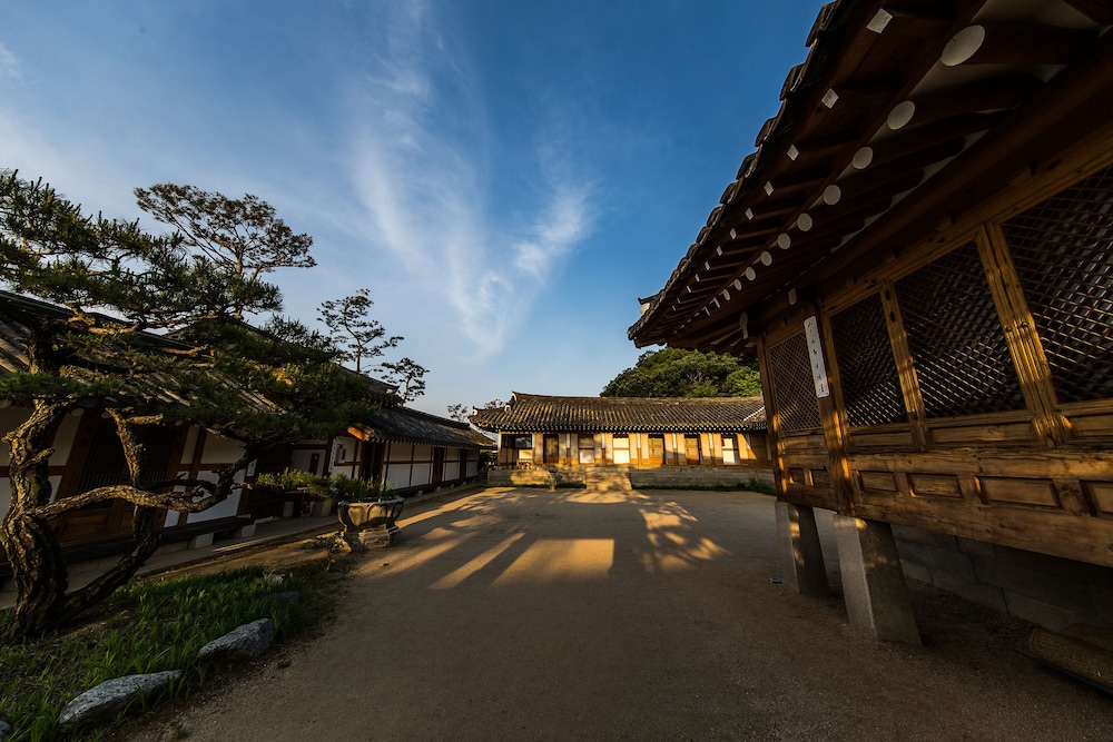 연천 조선왕가 (Chosun Royal Residence) 이용 후기 연천에 있는 조선왕가 (Chosun Royal Residence)