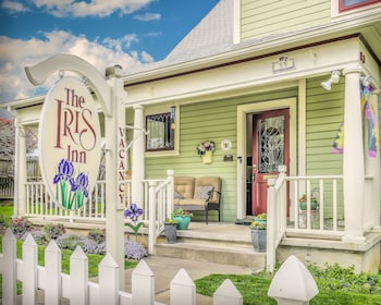 Picture of Iris Inn in Ashland
