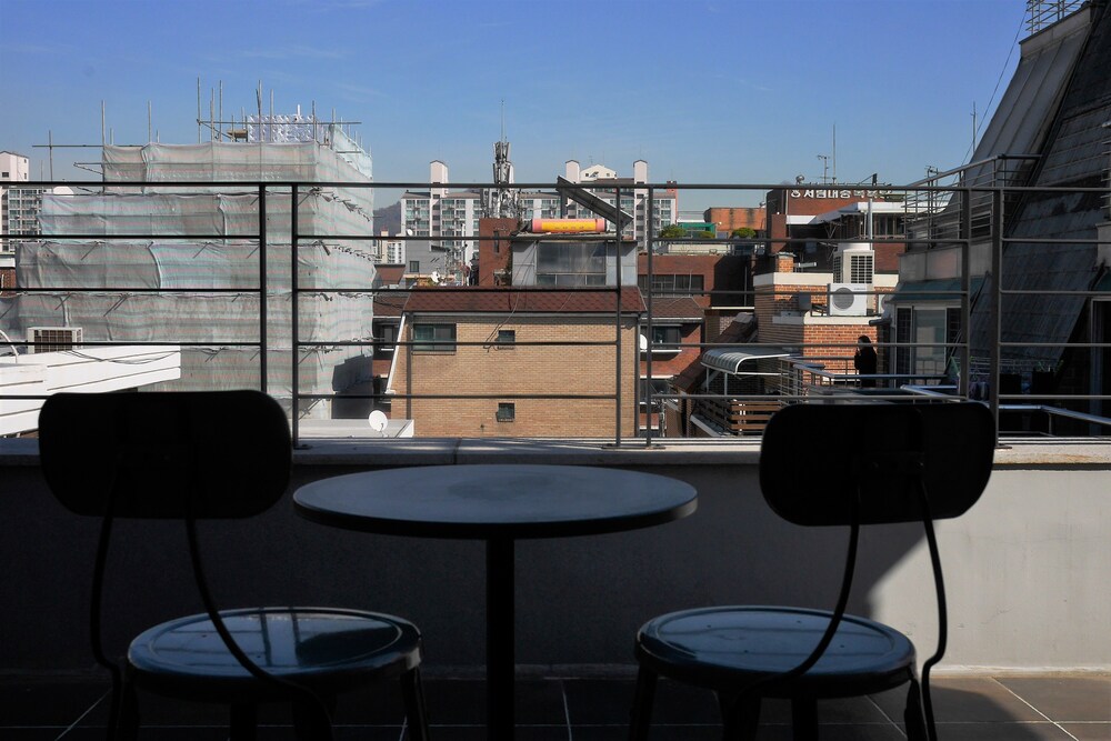 Red Stone Guest House Seoul Info Photos Reviews Book At Hotels Com Red Stone Guest House Seoul Superior Quadruple Room No Extra Person Allowed