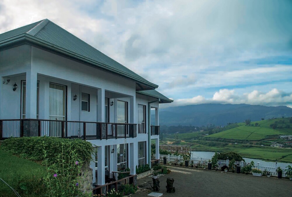 Book Lake View Comfort Bungalow In Nuwara Eliya Hotels Lake View Comfort Bungalow Nuwara Eliya