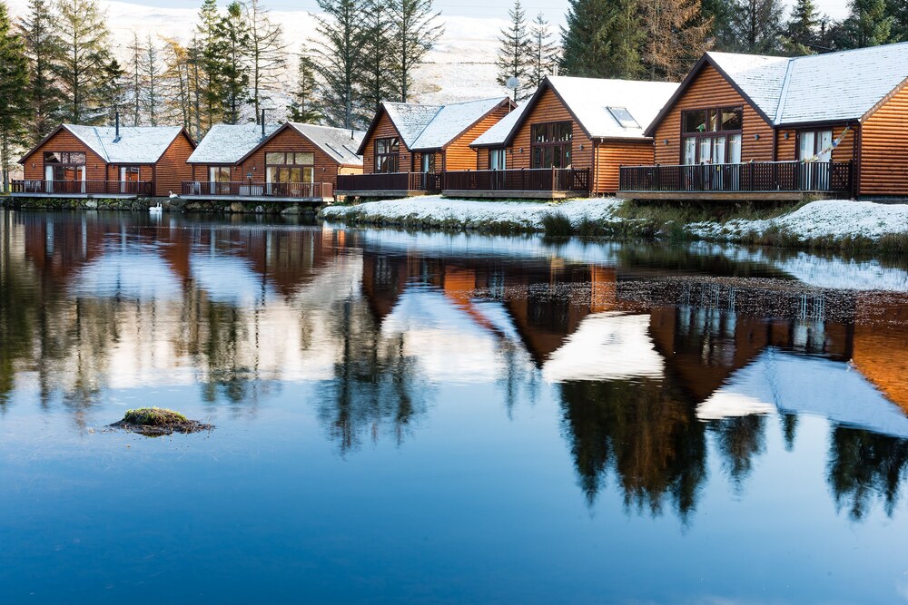 Scottish Highland Lodge, Pitlochry Info, Photos, Reviews Book at