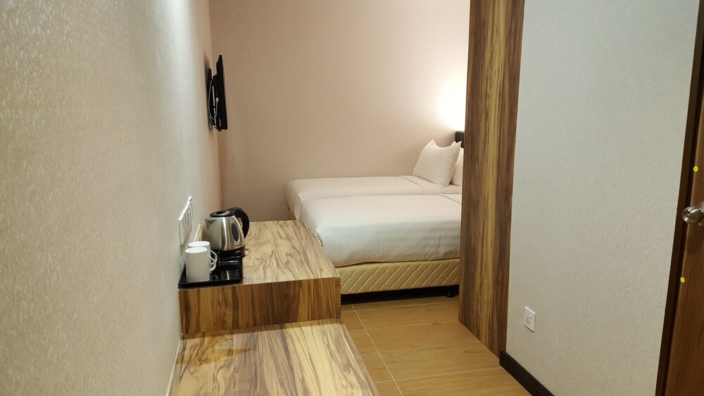 Grand Orient Hotel Perai Perai Updated Price Reviews Hd Photos Hotels Com