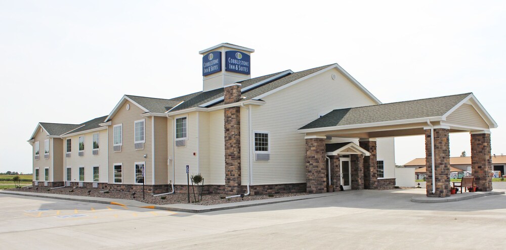 Book Cobblestone Inn Suites Lamoni In Hotels Cobblestone Inn Suites Lamoni