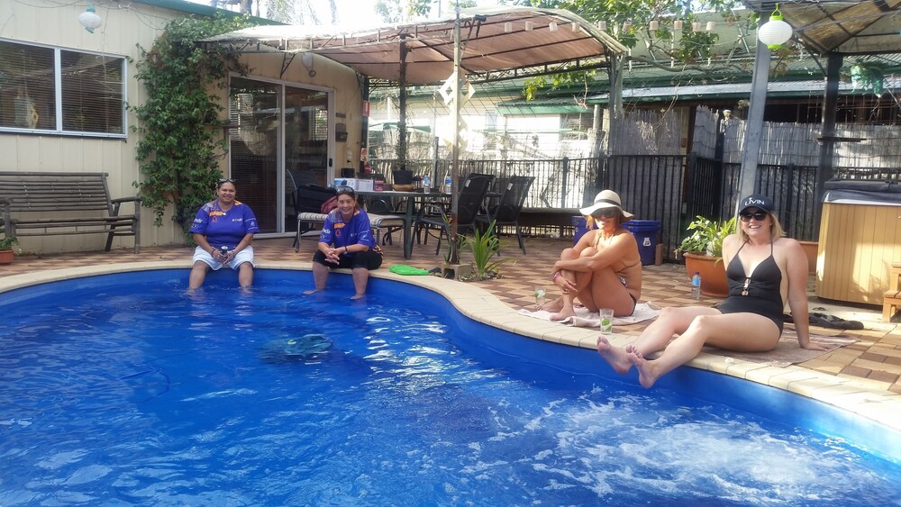 Book Tara Spa Apartments In Hotels Com Tara Spa Apartments Outdoor Pool