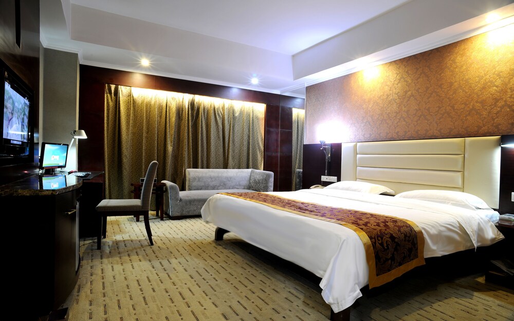 德盛道夫新华大酒店, 长沙