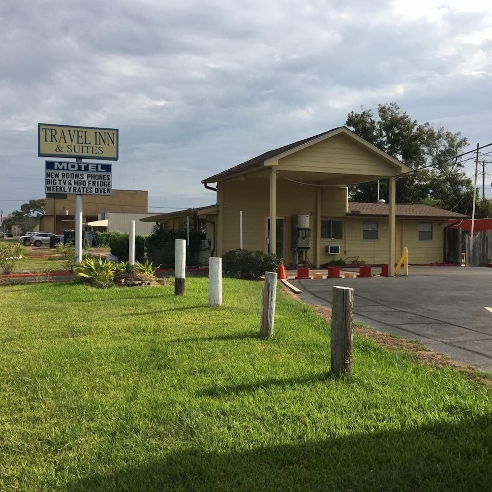 Book Travel Inn Suites In El Campo Hotels Travel Inn Suites El Campo