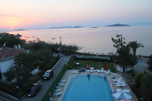 Apart Hotel Ege Ayvalik Hotels Com Apart Hotel Ege Ayvalik Hotels Com