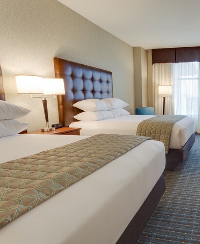 15 Closest Hotels To Hollywood Casino Amphitheatre In Maryland Heights Hotelscom