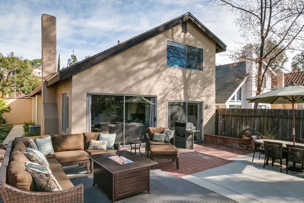 Book Lake S Edge Agoura Hills Home By Redawning In Lake S Edge Agoura Hills Home By Redawning