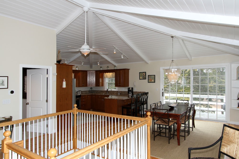 Book Cape Cod Quiet By Redawning Orleans Hotels Cape Cod Quiet By Redawning Orleans House 3 Bedrooms Patio Freeman