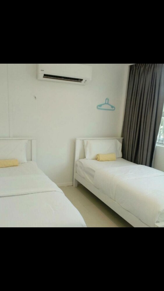 Book W8 Homestay Hostel In Padang Besar Hotels Com