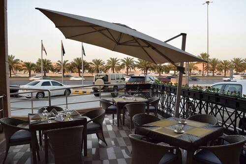 احجز بست ويسترن بلس فندق فرسان في الرياض قارن أسعار الفنادق في الرياض