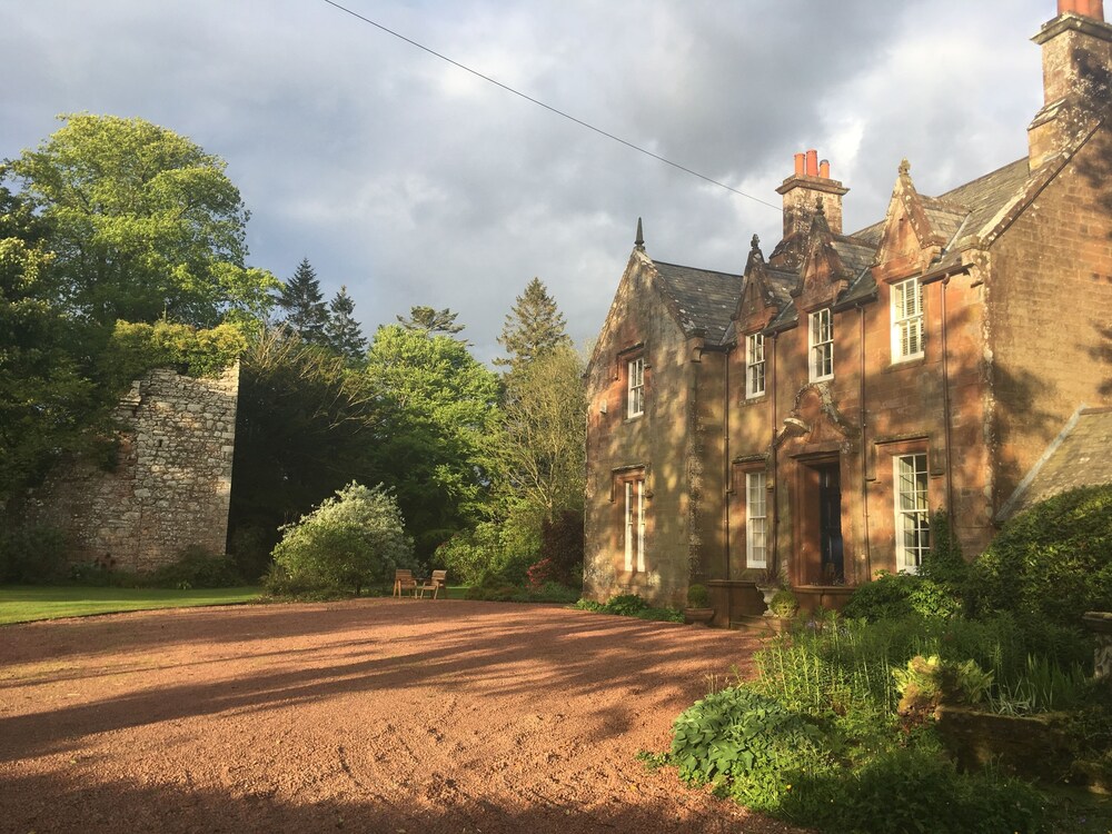 Blacket House Lockerbie Info Photos Reviews Book At Hotels Blacket House Lockerbie