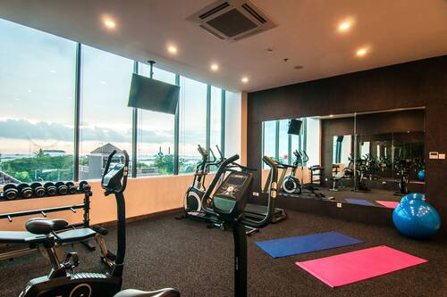 Book Arthama Hotels Losari Makassar in Makassar | Hotels.com