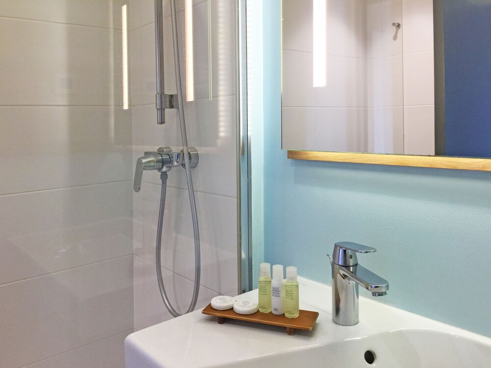 メディアン パリ ポルト ド ヴェルサイユ パリ の宿泊予約 ホテルズドットコム