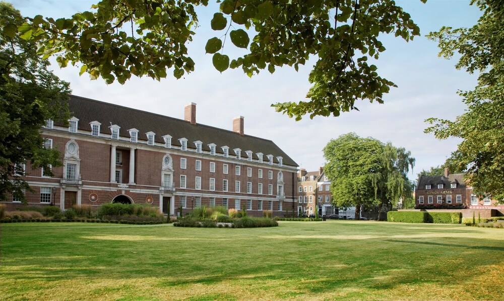 런던 드 베르 데본포트 하우스 (De Vere Devonport House) 이용 후기 런던에 있는 드 베르 데본포트 하우스 (De Vere Devonport House)
