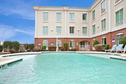 Top Hotels In Waxahachie Texas - Cancel Free On Most Hotels Hotelscom