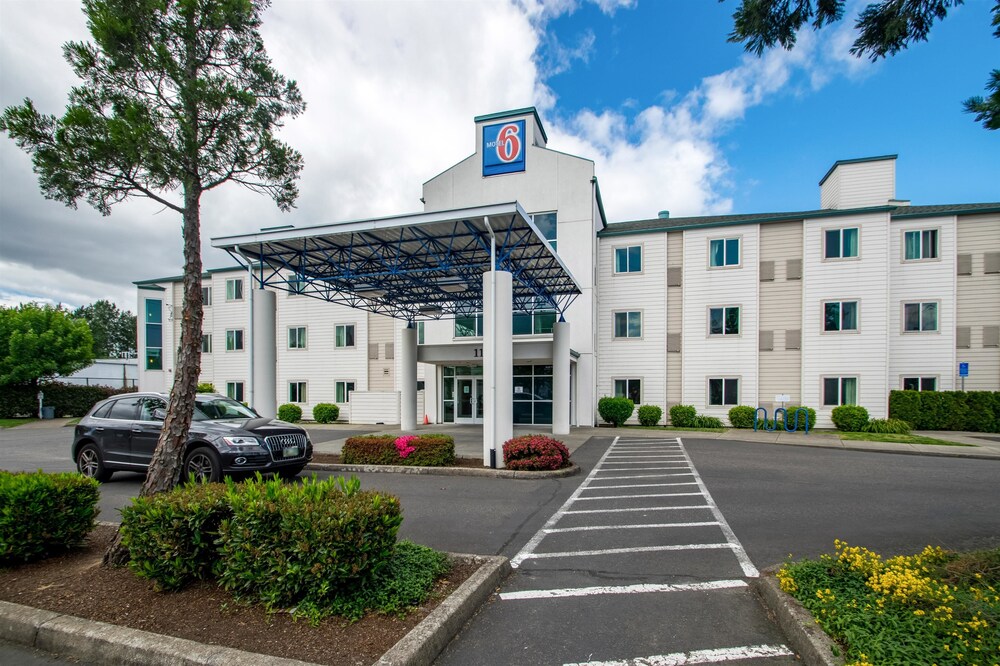 Https Exp Cdn Hotels 2000000 1050000