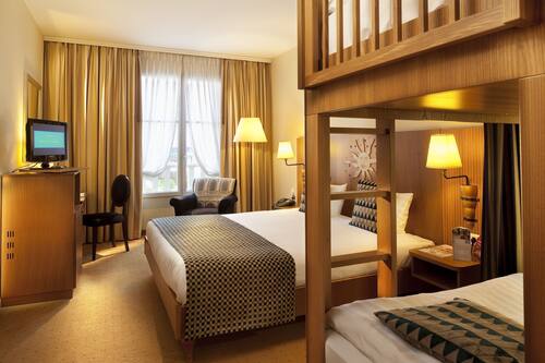 Book Dream Castle Hotel In Magny Le Hongre Hotels Com Book Dream Castle Hotel In Magny Le Hongre Hotels Com