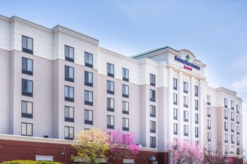 15 Closest Hotels To Regent University In Virginia Beach
