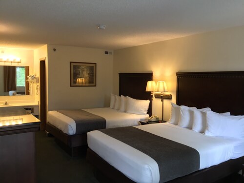 15 Closest Hotels To Castle Rock Resort And Water Park In Branson Hotels Com