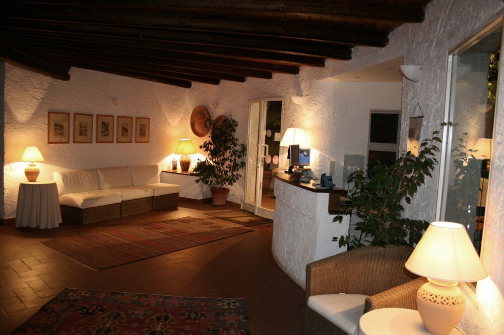 Book Villa Mediterranea in Noto | Hotels.com