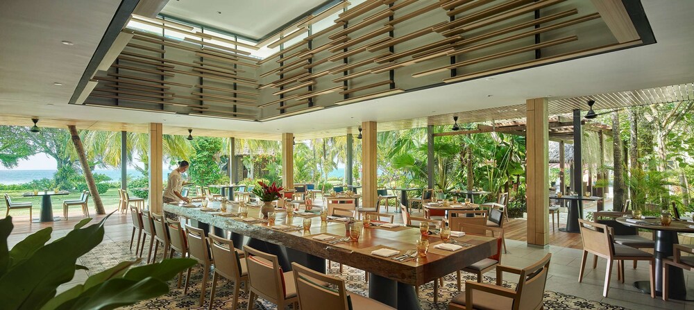 احجز بارك رويال بينانج ريزورت في جورج تاون قارن أسعار الفنادق في جورج تاون