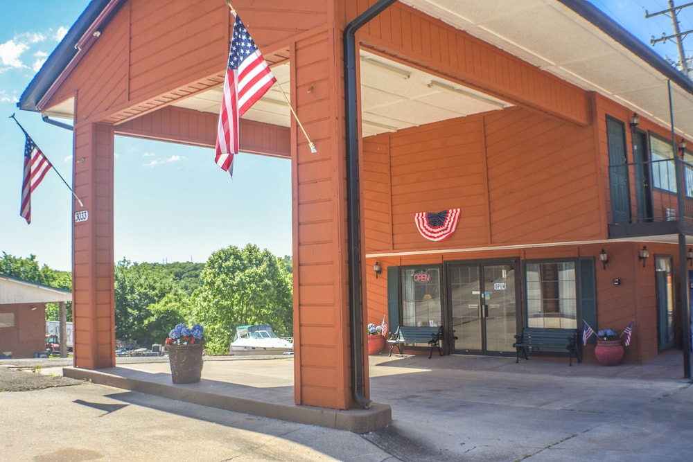 Book Liberty Lodge In Branson Hotels Liberty Lodge Branson