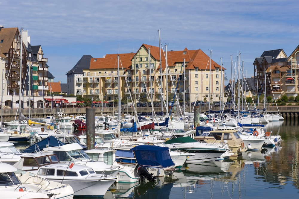 Pierre Vacances R  sidence Port Guillaume Dives-sur-Mer Hotels com