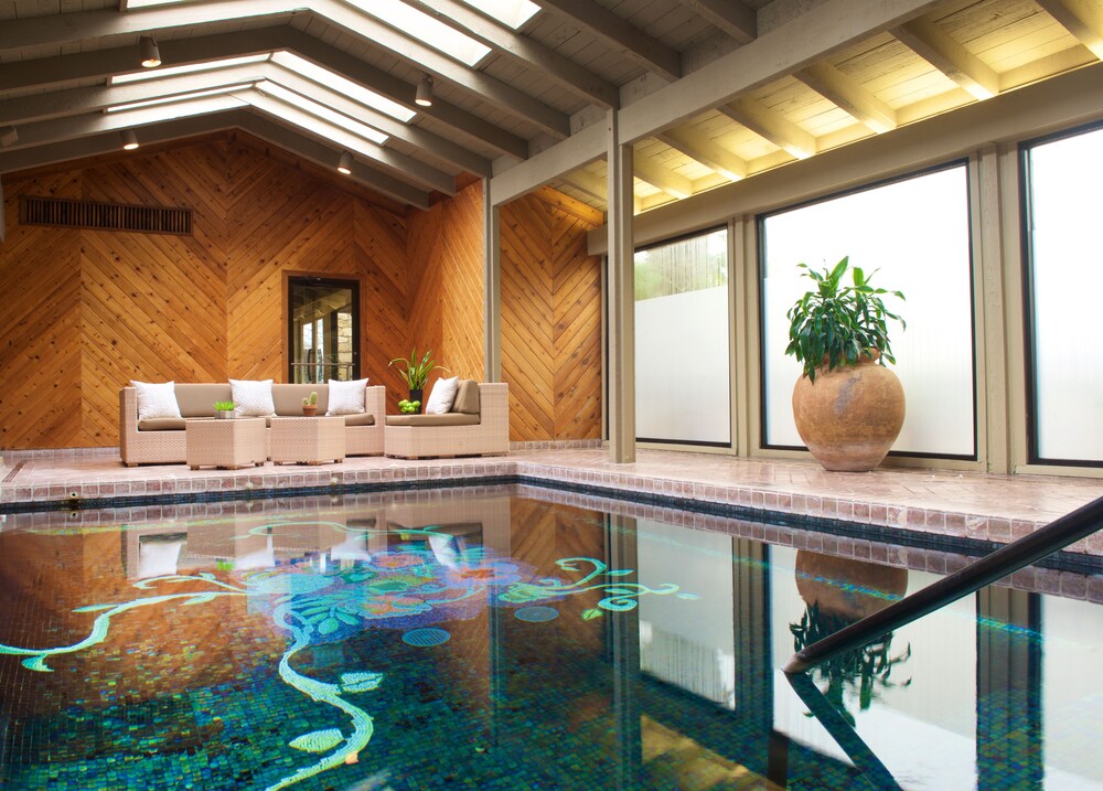 Horseshoe Bay Resort In Horseshoe Bay - Book On Hotelscom