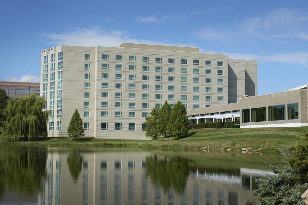 Book Chicago Marriott Southwest At Burr Ridge In Hotels Chicago Marriott Southwest At Burr Ridge