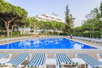 Picture of Alpinus Hotel in Albufeira
