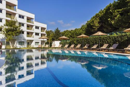 The Patio Suite Hotel Albufeira Info Photos Reviews Book At Hotels Com The Patio Suite Hotel Albufeira Info, The Patio District Reviews