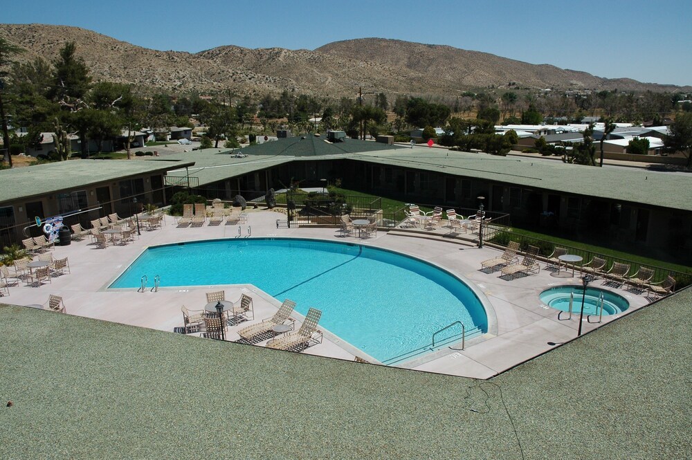 Book Travelodge Inn And Suites Yucca Valley Joshua Tree Natl Park Book Travelodge Inn And Suites Yucca Valley Joshua Tree Natl Park In Hotels