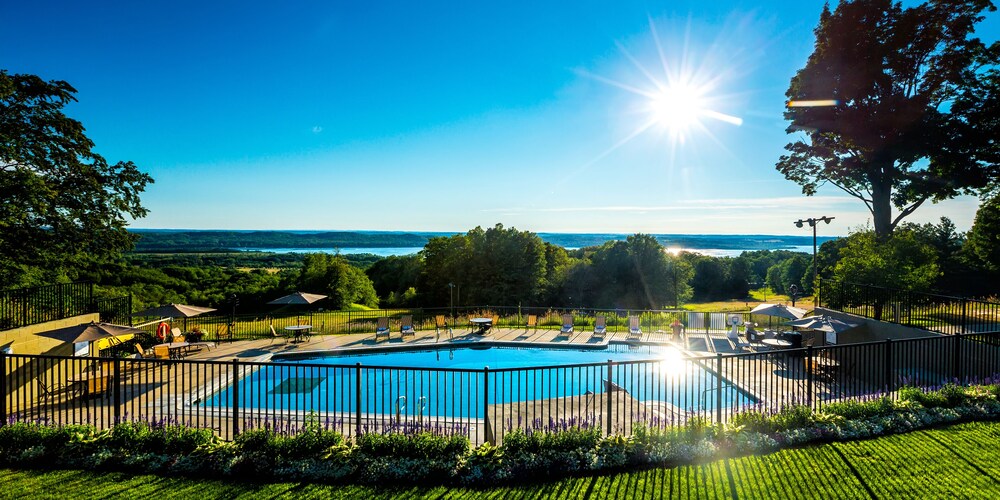 Book The Lakeview Hotel, Shanty Creek Resort in Bellaire