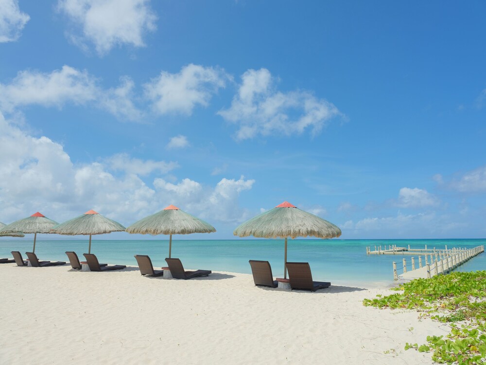 塞班假日温泉度假酒店