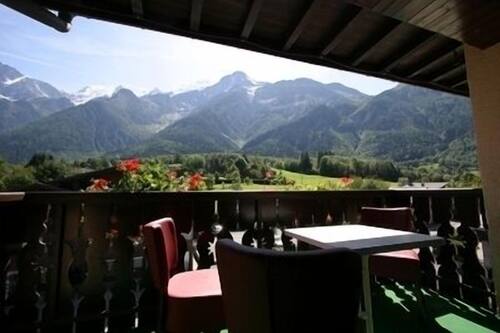book hotel chris tal in les houches hotels com