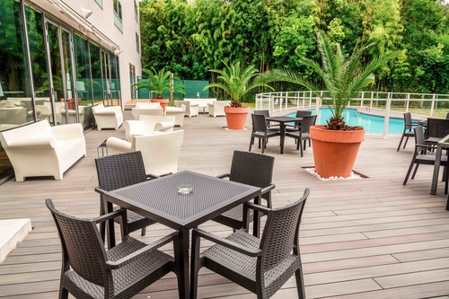 Appart Hotel Astoria Agen France Agen Hotel Discounts Hotels Com