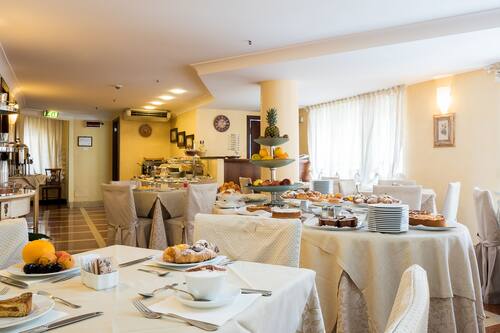 prenota hotel vecchio borgo a palermo hotels com