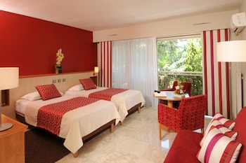 Picture of Hôtel Résidence les Strélitzias in Antibes
