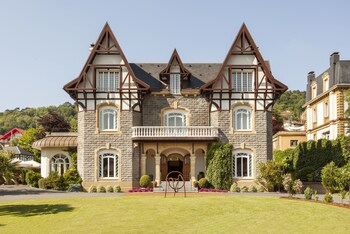 Top 10 Luxury Hotels In San Sebastian Spain