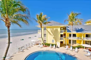 Save With These Awesome Fort Myers Beach Hotel Deals Florida Picture Of Sandpiper Gulf Resort In Fort Myers Beach