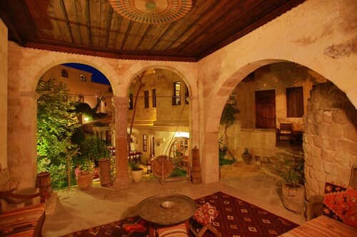 15 closest hotels to asmali konak in urgup hotels com