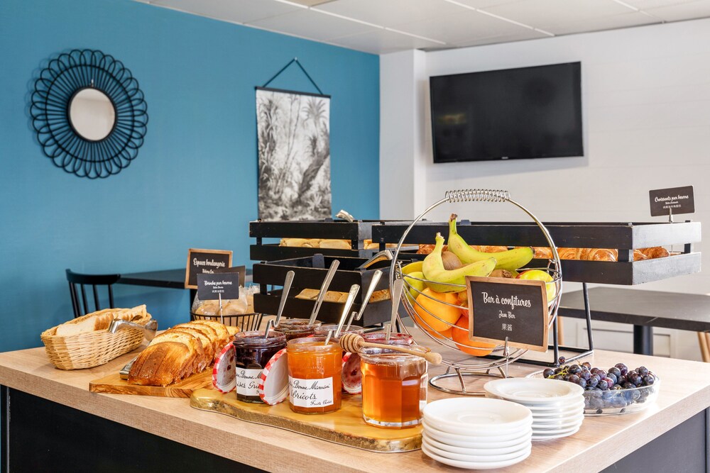 Appart City Nantes Quais De Loire Nantes Hotels Com