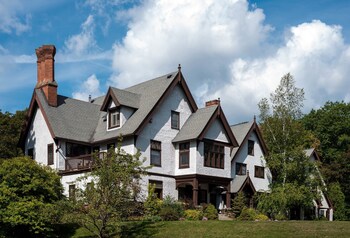 Hotels In Salisbury From 259 Night
