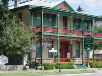 15 Closest Hotels To Schlitterbahn New Braunfels Waterpark And 15 Closest Hotels To Schlitterbahn New Braunfels Waterpark And Resort In